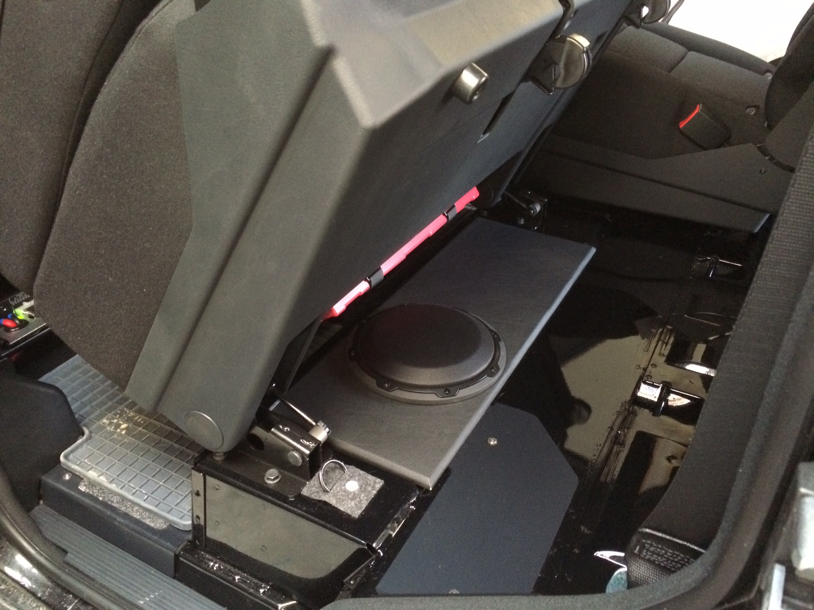 Subwoofer-Box für Mercedes Benz G 463 Professional